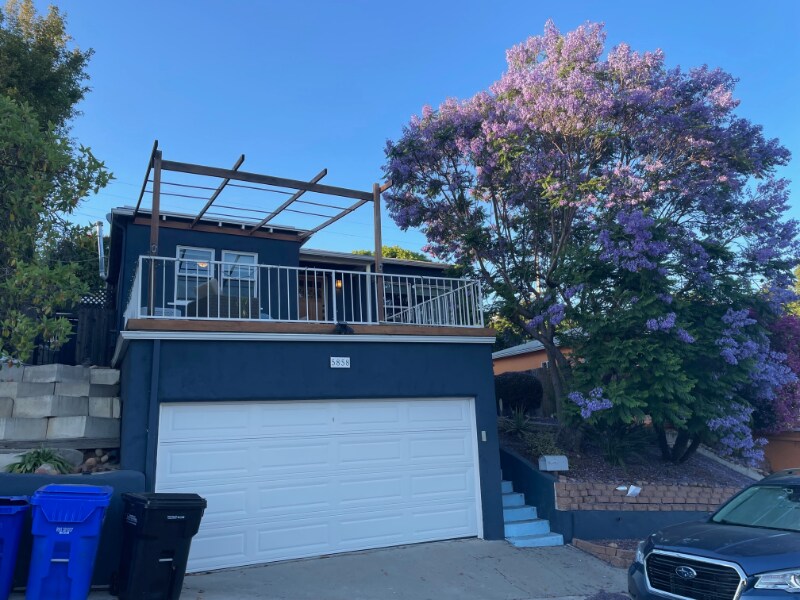 Foto principal - 5858 Adelaide Ave