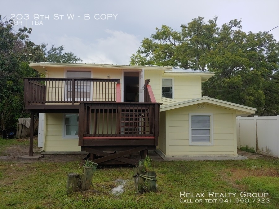 Primary Photo - 203 9th St W