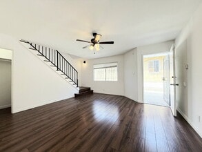 Building Photo - 1343 W 36th St