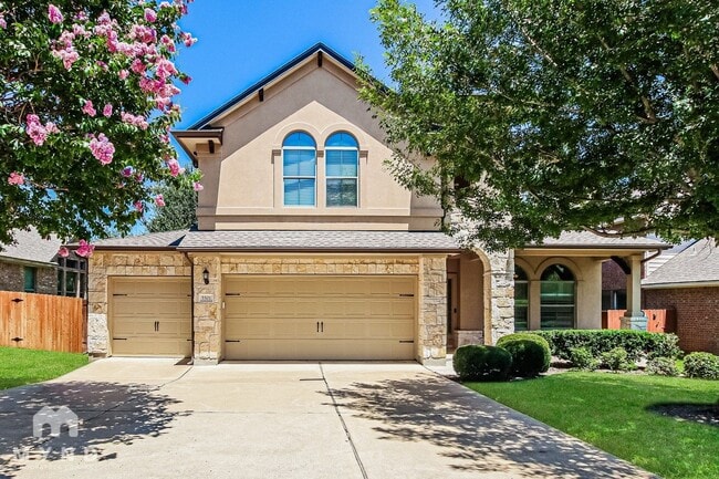 Building Photo - 5501 Sendero Springs Dr