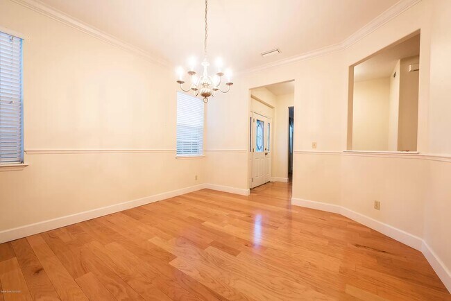 Foto del edificio - 760 Wintergreen Ln