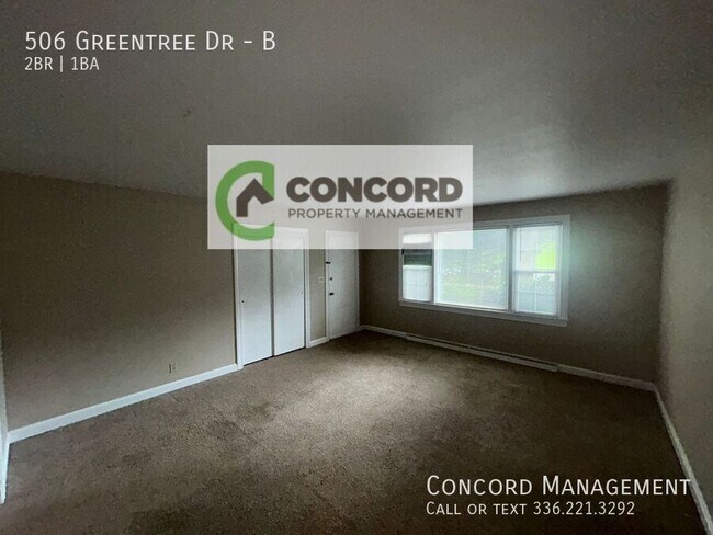 Foto del edificio - 506 Greentree Dr