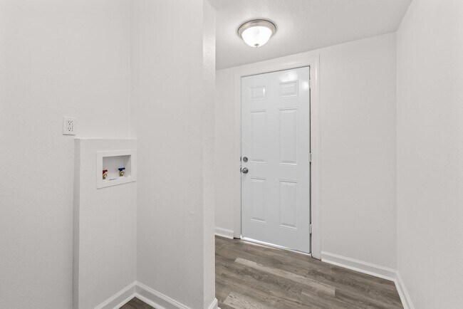 Foto del edificio - 829 51st St Ensley