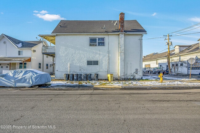 Foto del edificio - 1007 Washburn St