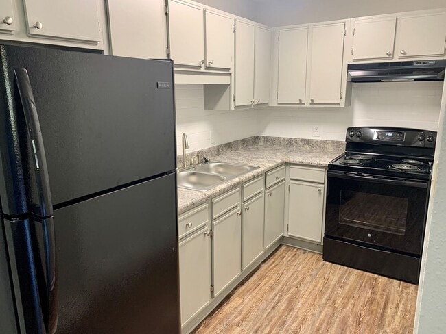 Interior Photo - Azalea Court 1 & 2