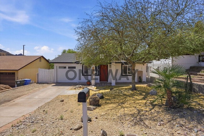 Photo - 1329 E Cholla St House