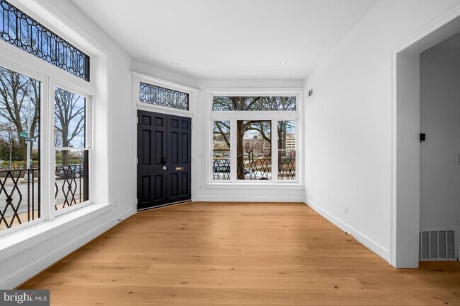 Foto del edificio - 1200 Bolton St