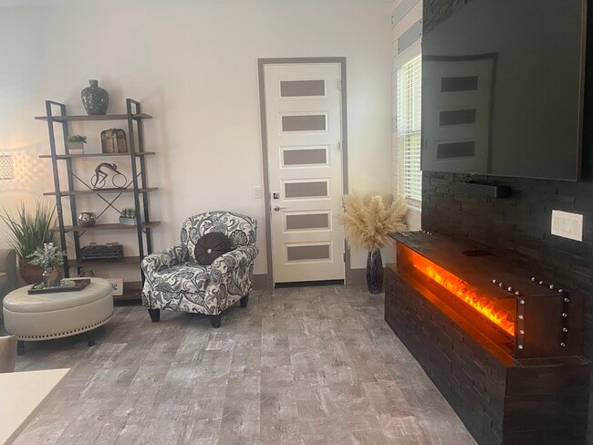 Foto del edificio - 19848 W Monterosa St