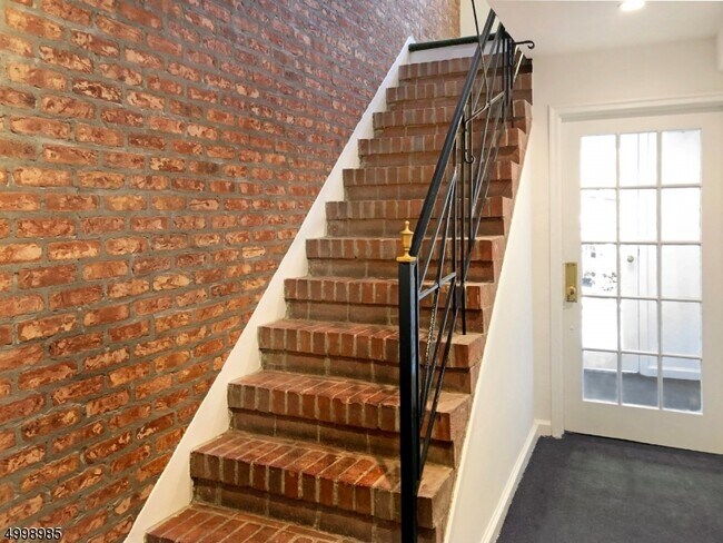 Foto del edificio - 378 Claremont Ave