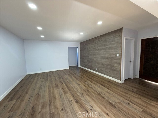 Building Photo - 671 Peggy Ave