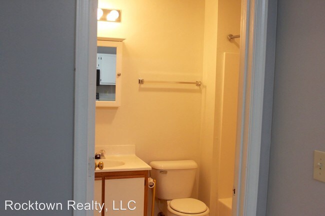 Foto del edificio - 4 br, 2 bath Room For Rent - 1462 Devon Lane