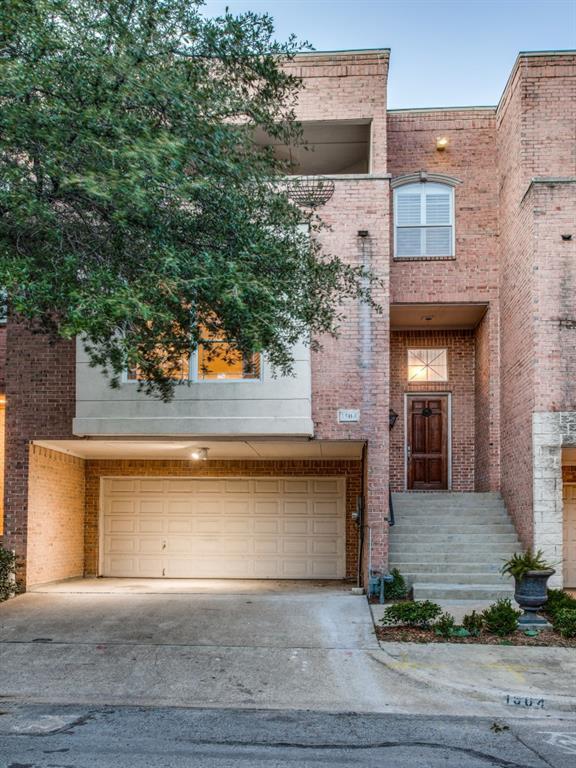 Building Photo - 1504 Pecos St