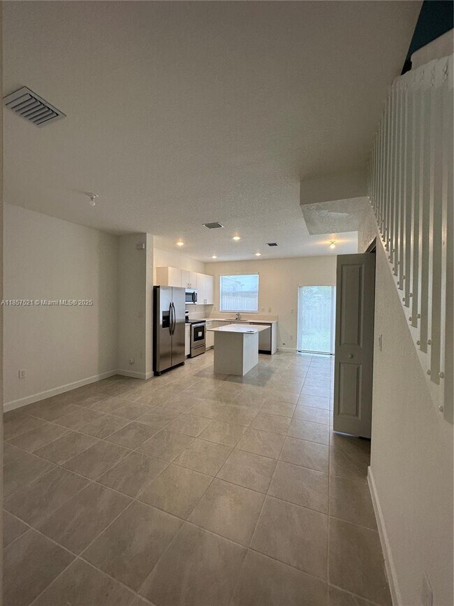Building Photo - 28471 SW 132nd Ct