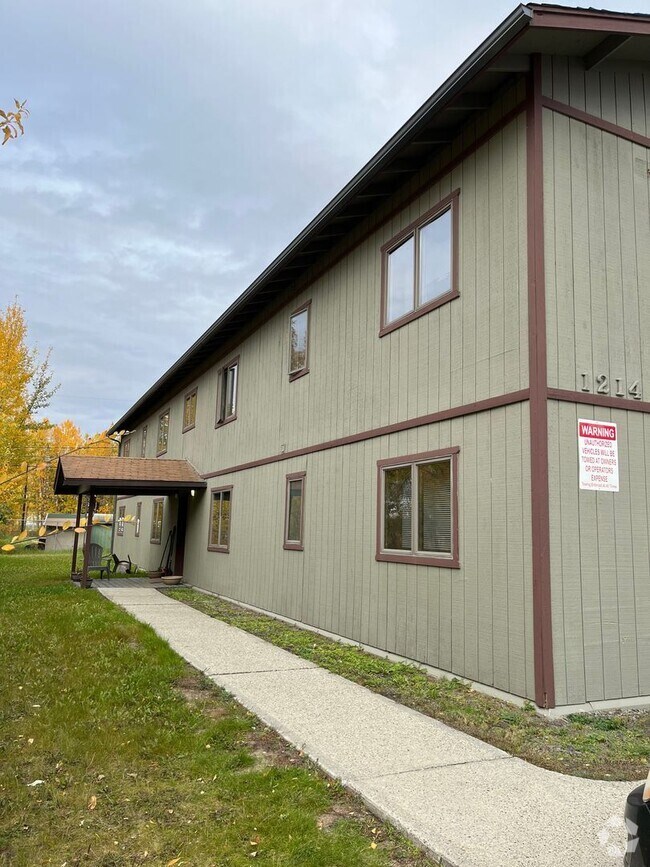 Building Photo - 1214 Twentieth Ave