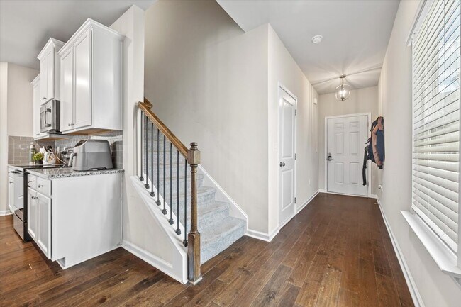 Foto del edificio - 2214 Justify Ln