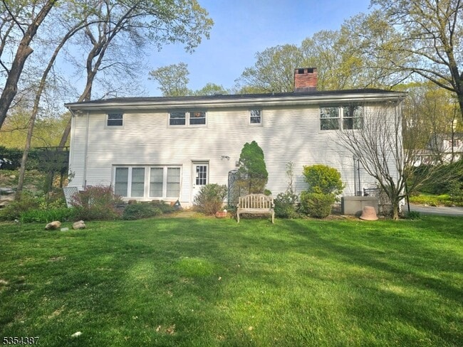Building Photo - 44 Forestdale Rd