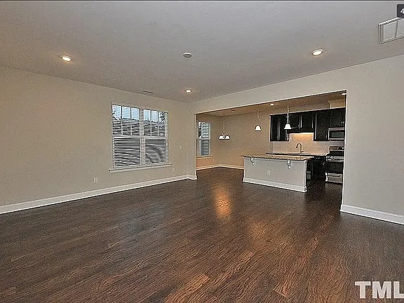Foto del edificio - 207 Acorn Hollow Pl