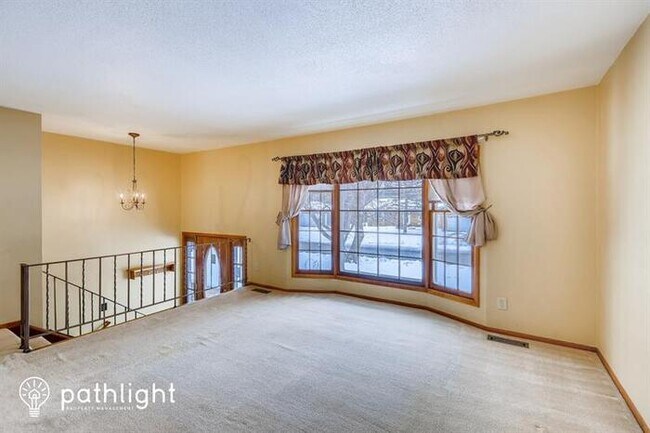Foto del edificio - 16548 Franchise Avenue West, Rosemount, MN...