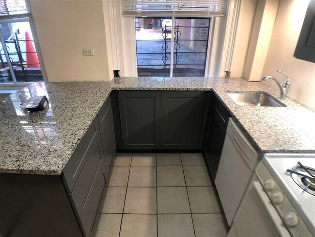 Foto del edificio - 107 Beacon St