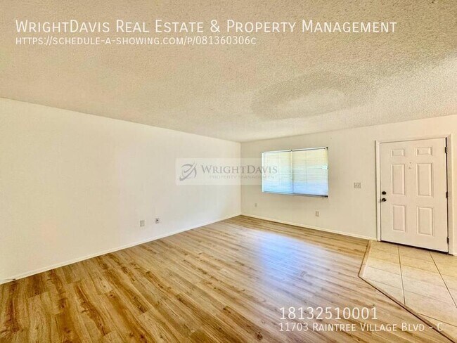 Foto del edificio - 11703 Raintree Village Blvd