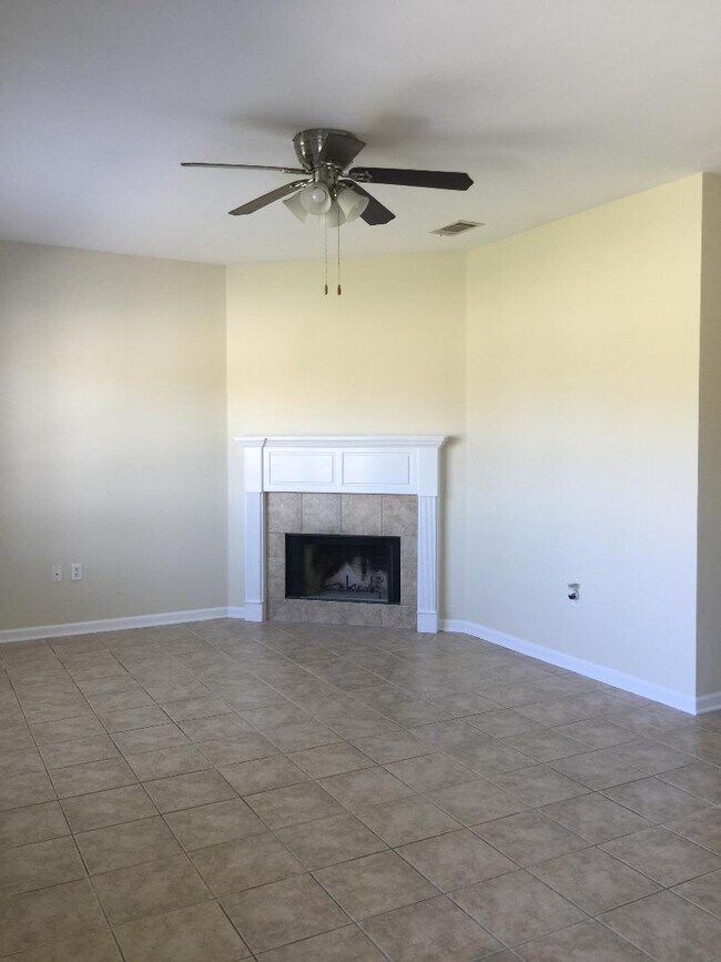 Foto del edificio - 34933 Eagle Ridge Dr