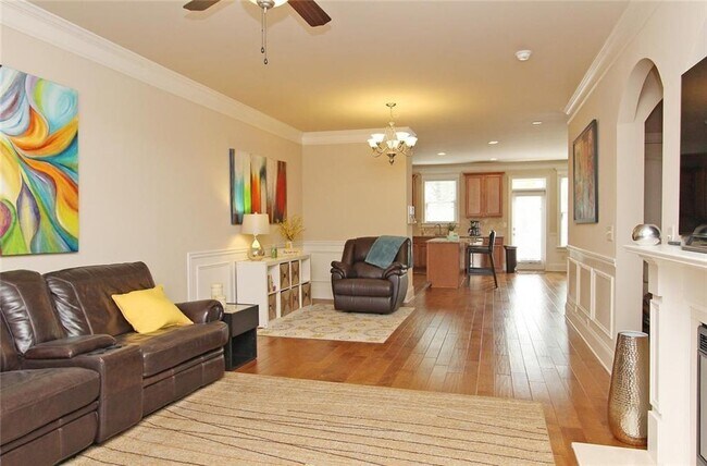 Building Photo - 1440 Jardin Ct