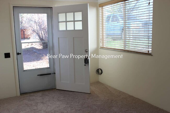 Photo - "Charming 1-Bedroom Duplex in Golden, CO!" Apartment