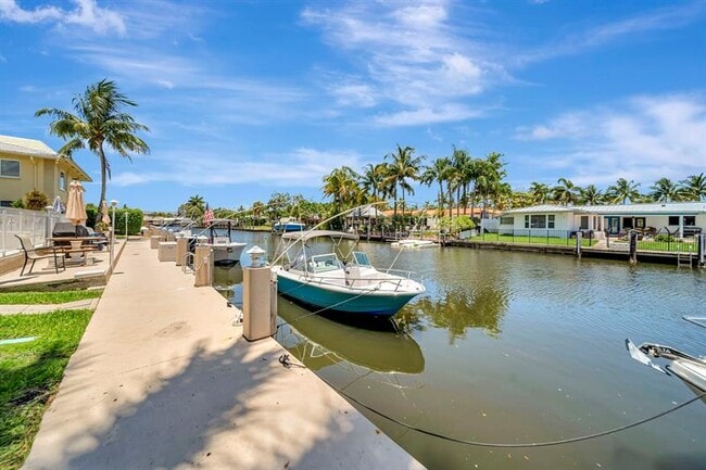 Foto del edificio - 2811 NE 51st St