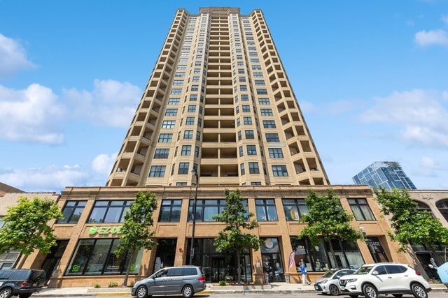 Building Photo - 1464 S Michigan Ave