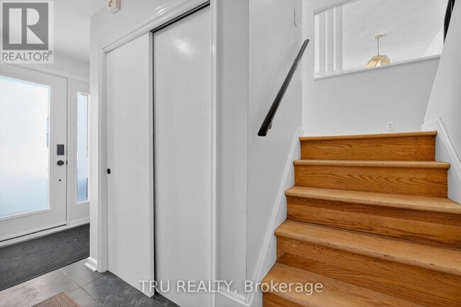 Building Photo - 2443 Sudbury Ave