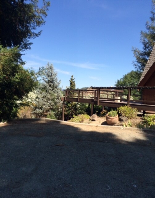 Building Photo - 3033 Lunada Ln