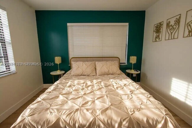 Foto del edificio - 5911 SW 5th St