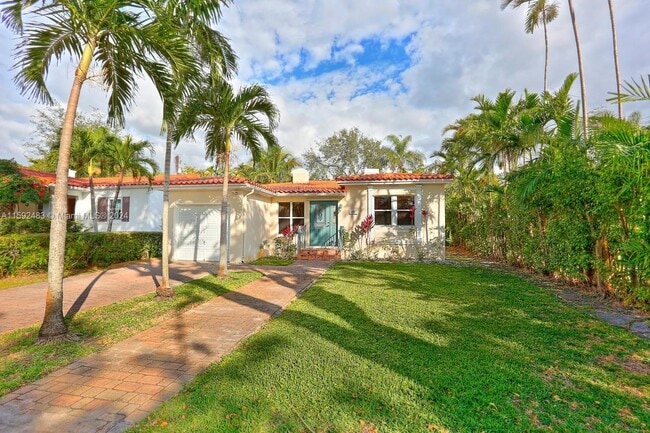 Building Photo - 637 Zamora Ave