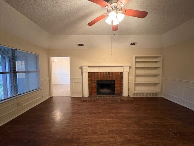 Foto del edificio - Charming 3 Bedroom Home!!