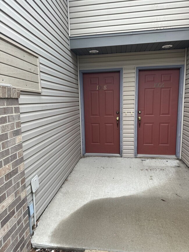 Foto del edificio - 210 10th St W