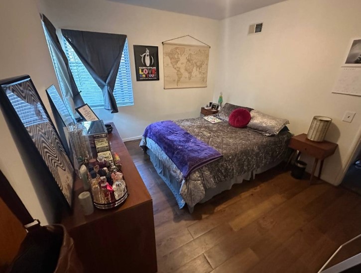 Photo - 34-27 84th St (Queens, NY)