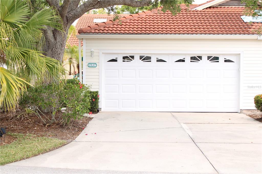 Foto principal - 7537 Preserves Ct