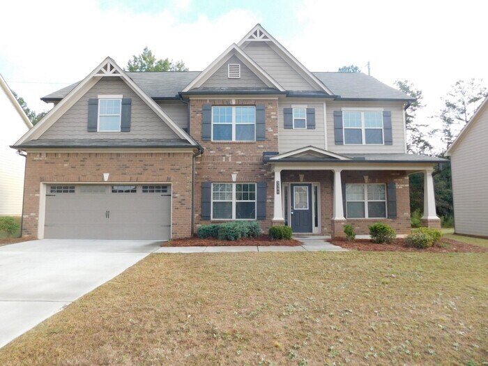 Foto principal - So much sq. ft.! 5 bedrooms 3 baths - Bedr...