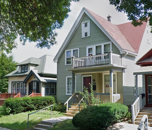 Building Photo - 3392 N 22nd St