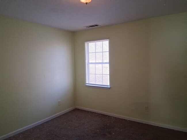 Foto del edificio - 209 E Wilson St