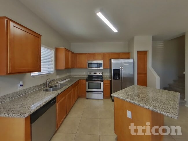 Building Photo - 17365 N Cave Creek Rd