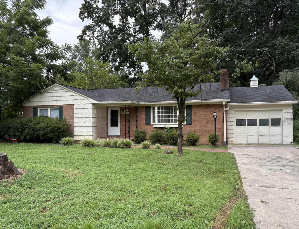Foto principal - 1660 Thompson Dr