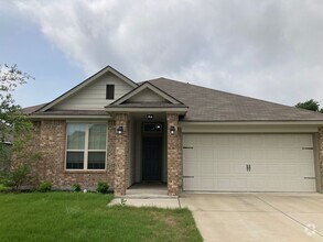 Building Photo - 8211 Quiet Hollow Dr