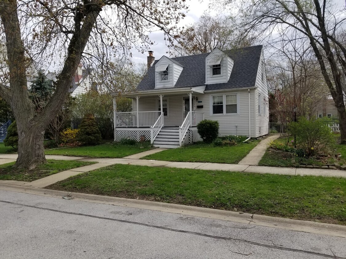 Primary Photo - 17633 Roy St