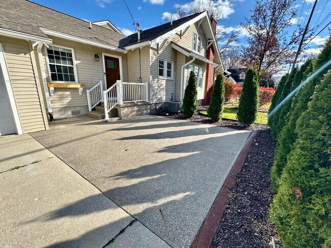 Foto del edificio - 992 Palmer