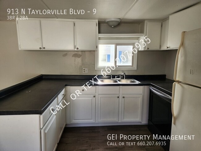 Foto del edificio - 913 N Taylorville Blvd