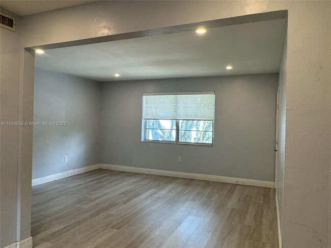 Building Photo - 7865 SW 57th Ave