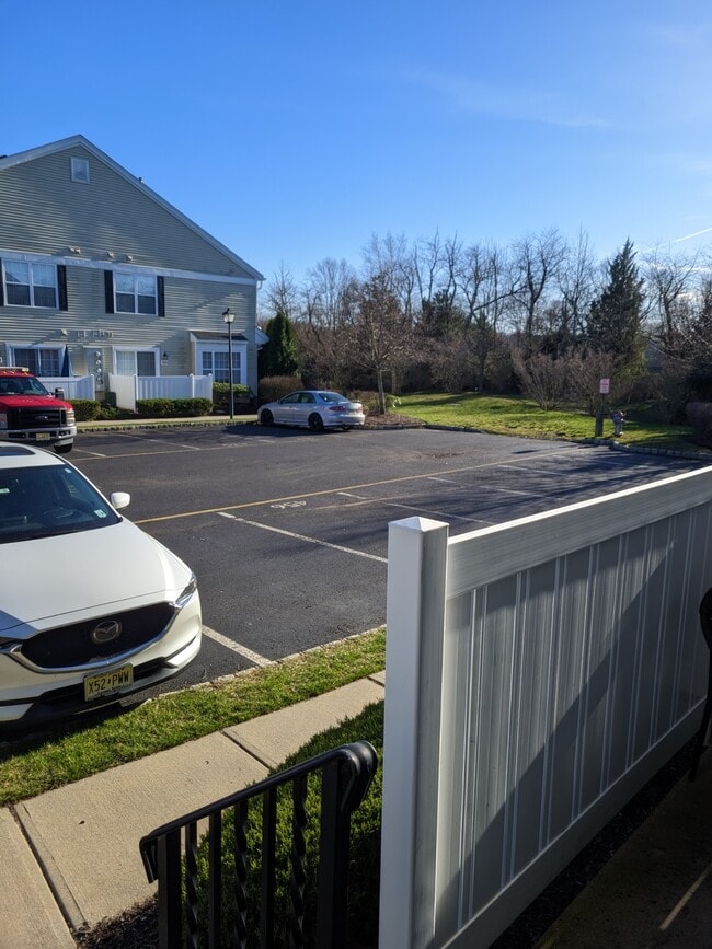 Building Photo - 243 Brookfield Dr