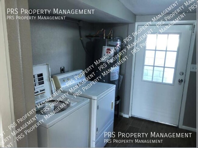 Foto del edificio - Move In Special 1/2 Off First Months Rent