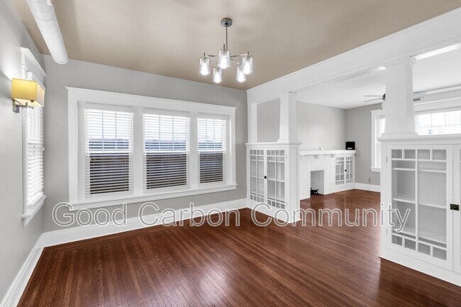 Foto del edificio - 1378 Hertel Ave